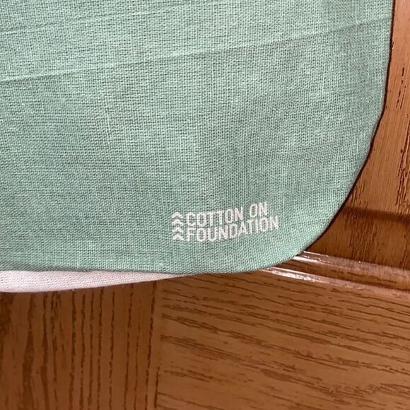 Cotton On Tote Bag Green & Tan - Picture 3 of 5